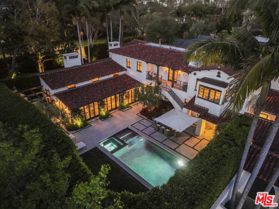Paradise Palazzo