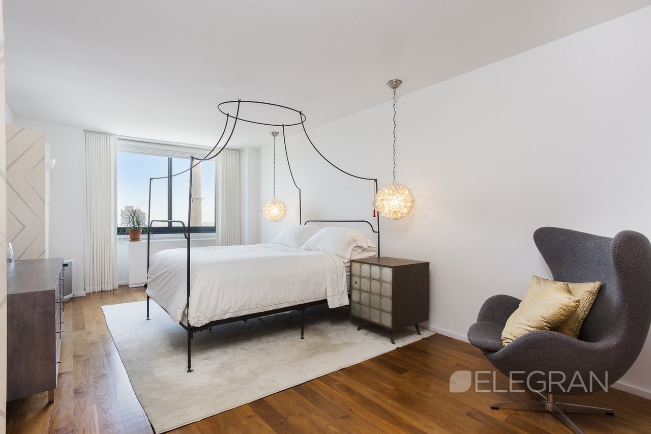 515 East 72nd Street