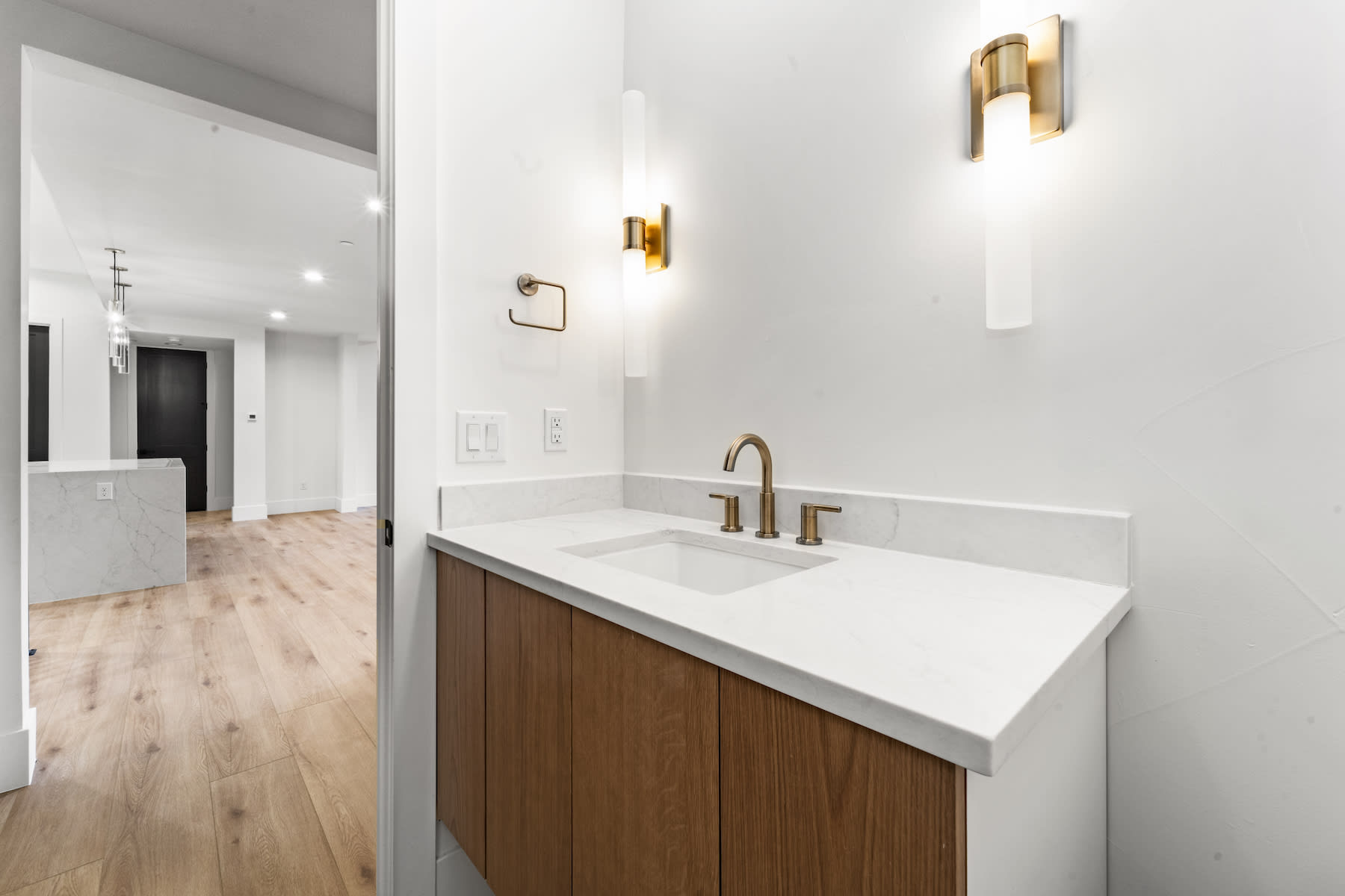 10601 Leonardo Place