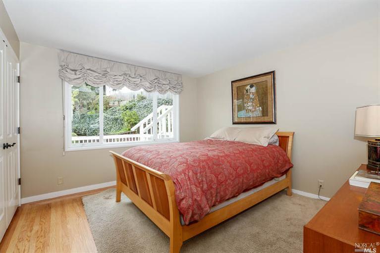 390 Corte Madera Avenue