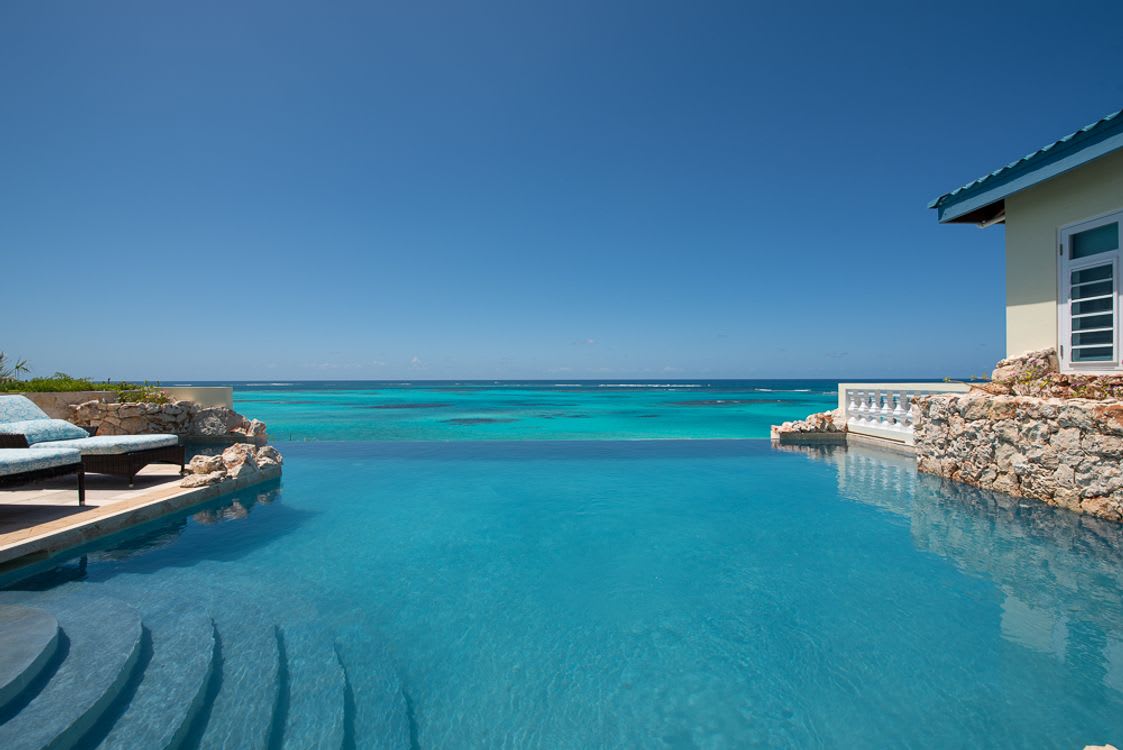 Ambrosia Villa- Shoal Bay East