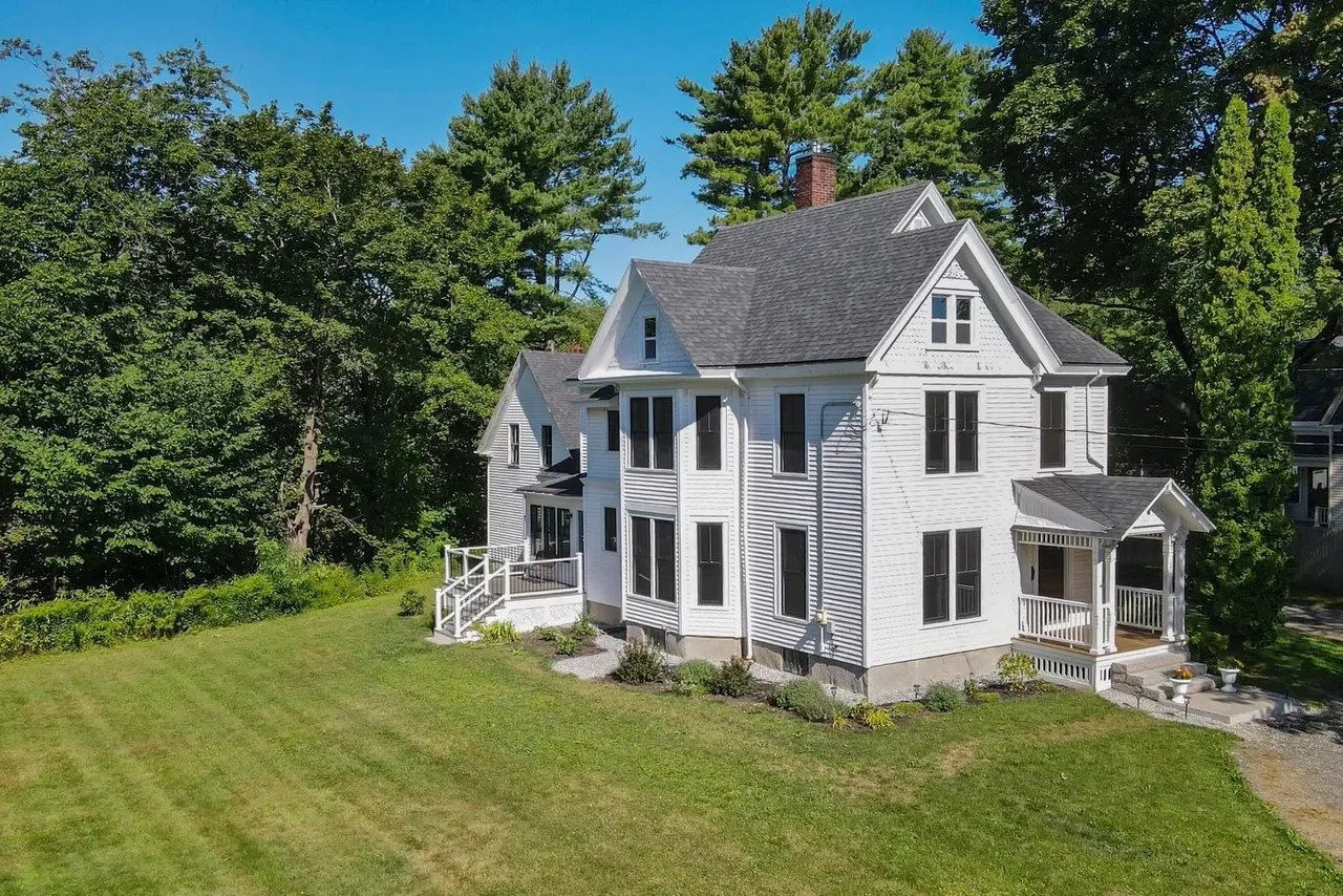 Newly Priced: 294 Broadway, Rockland, ME 04841 – $795,000