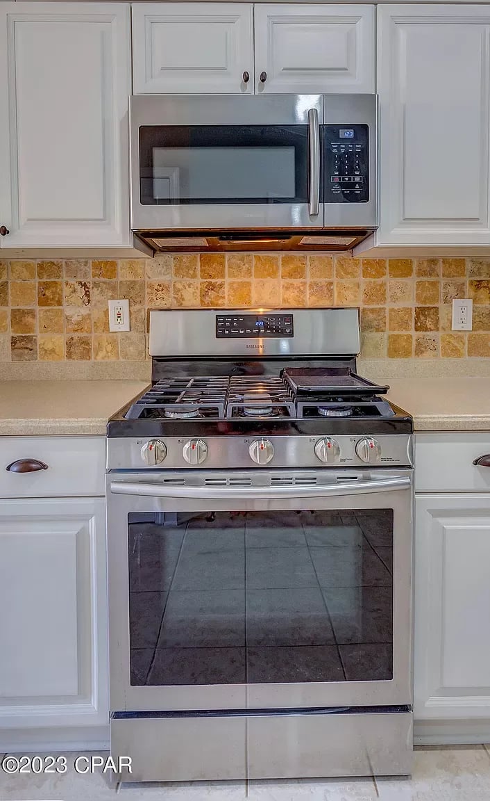 3308 Azalea Circle