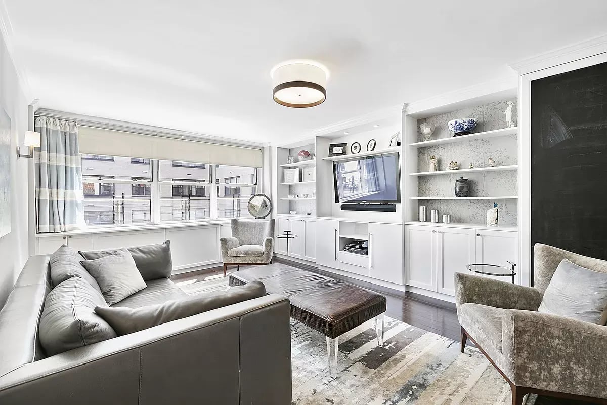 310 E 70th Street Unit: 12P