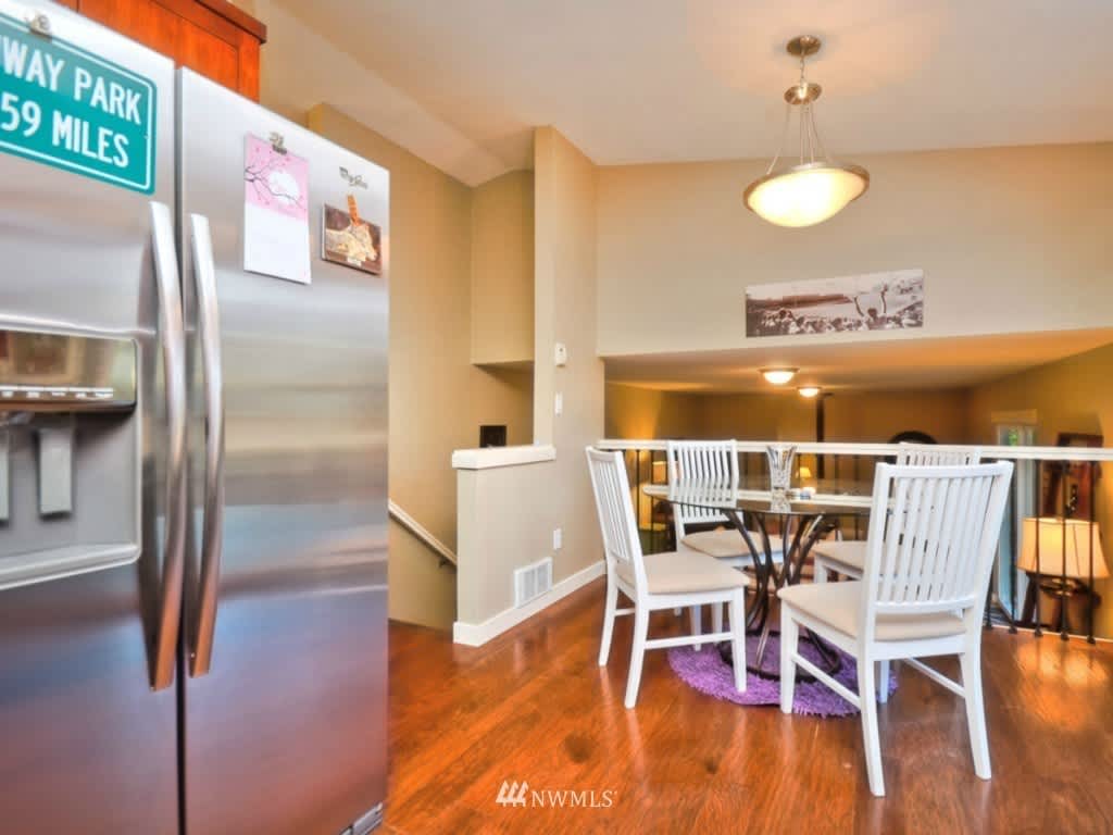 24395 31st Ave W
