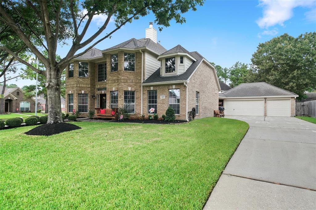 8207 Trophy Place Dr