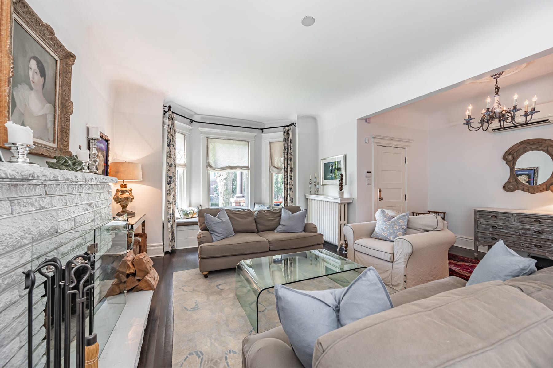 18 Castle Frank Cres