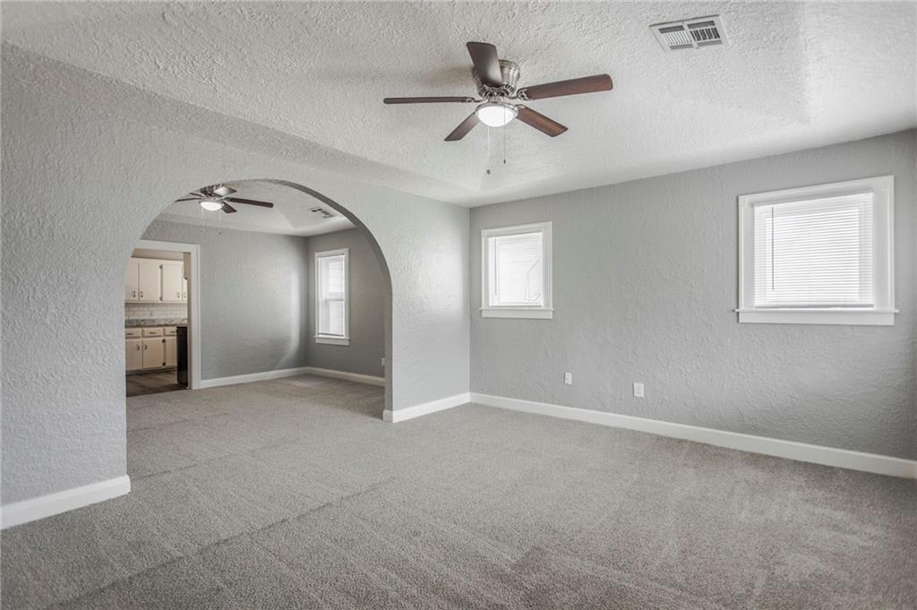 738 N Chapman Ave.