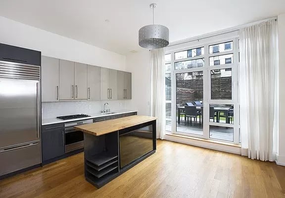 90 North 5th Street Unit: 1B
