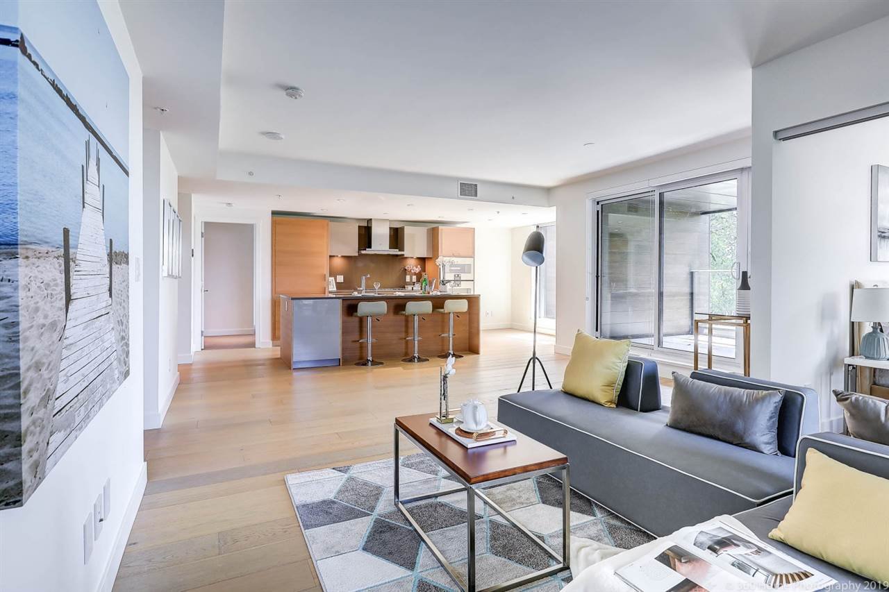 309-1571 W 57th Ave