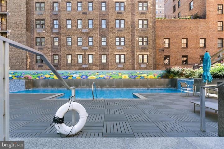 219-29 S 18th St Unit: 1620