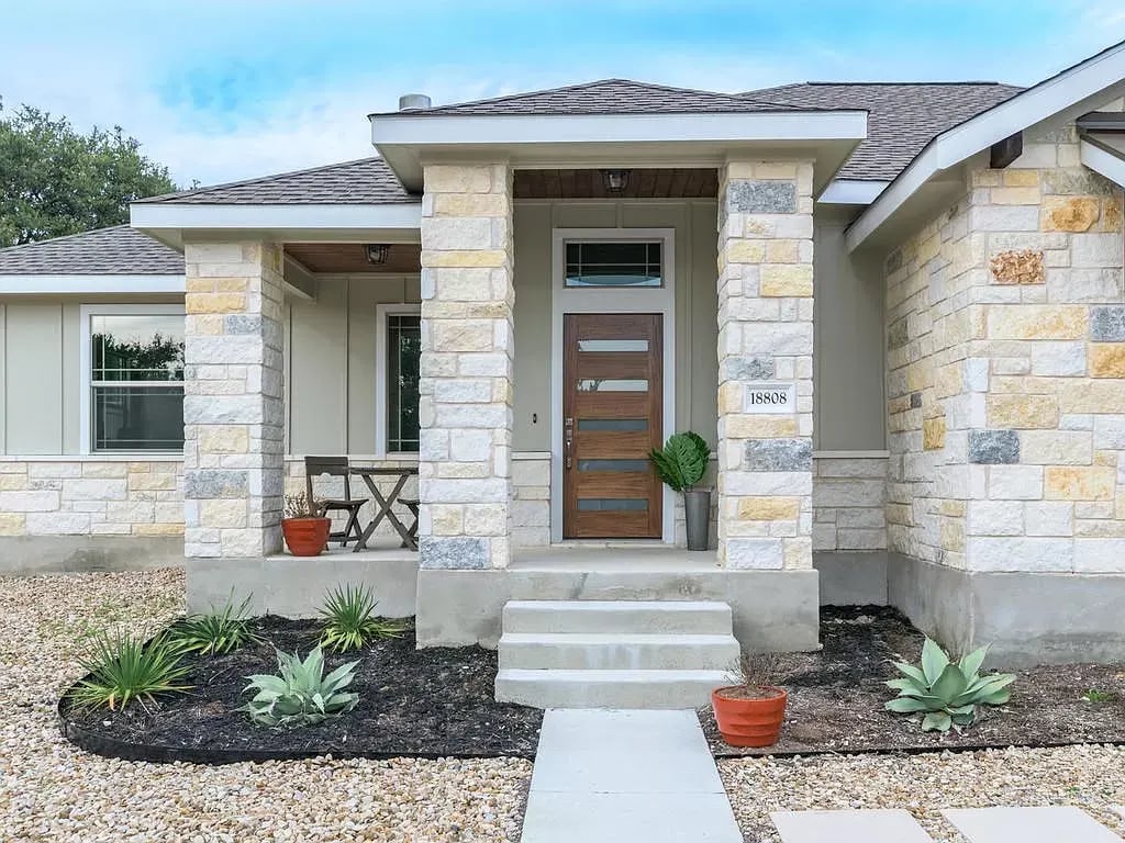 18808 Venture Dr