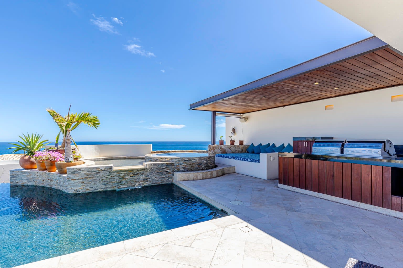 Cabo Colorado