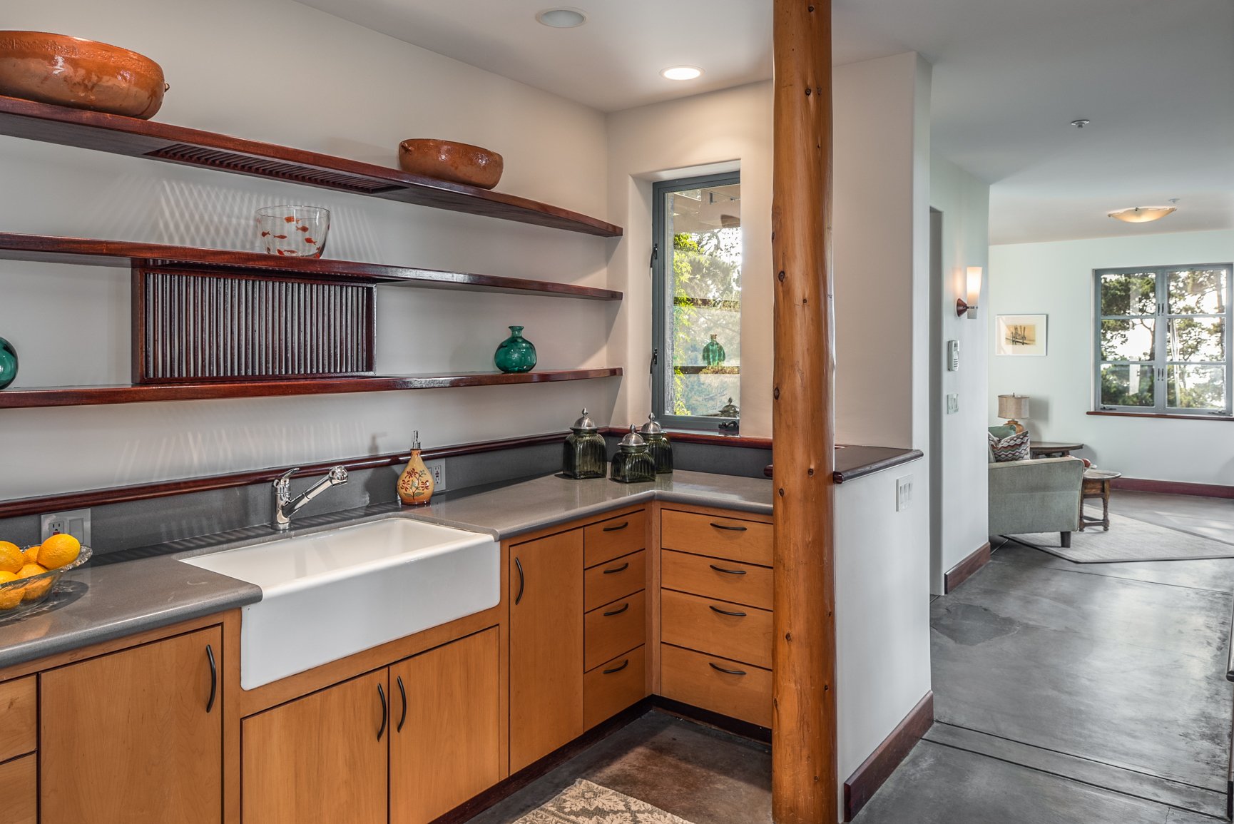 3280 Macomber Dr