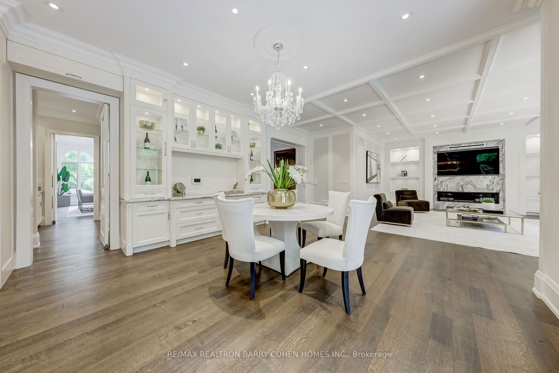 SOLD: Elegance & Luxury At Its Finest