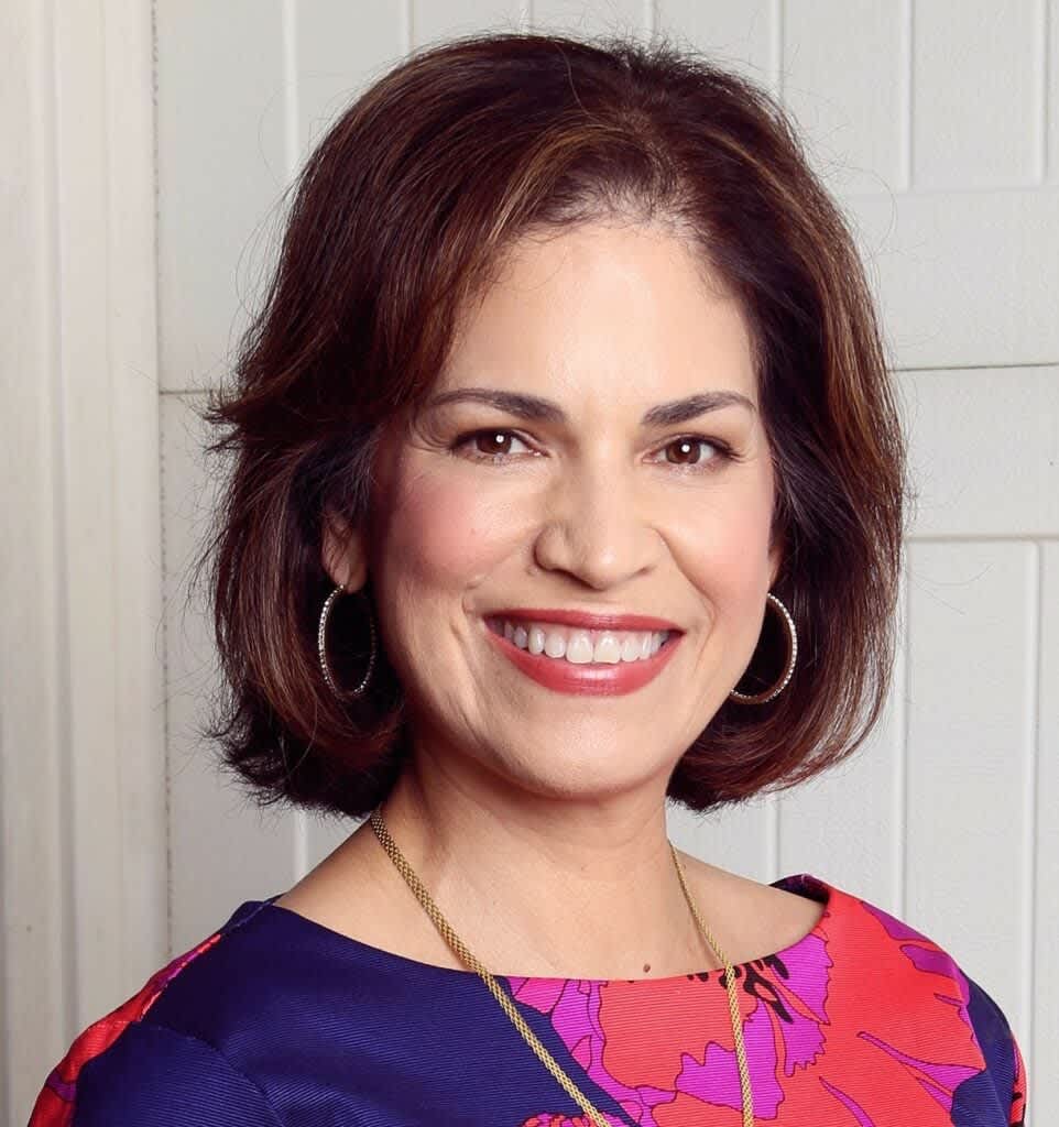 House Tour: Contemporary Coastal