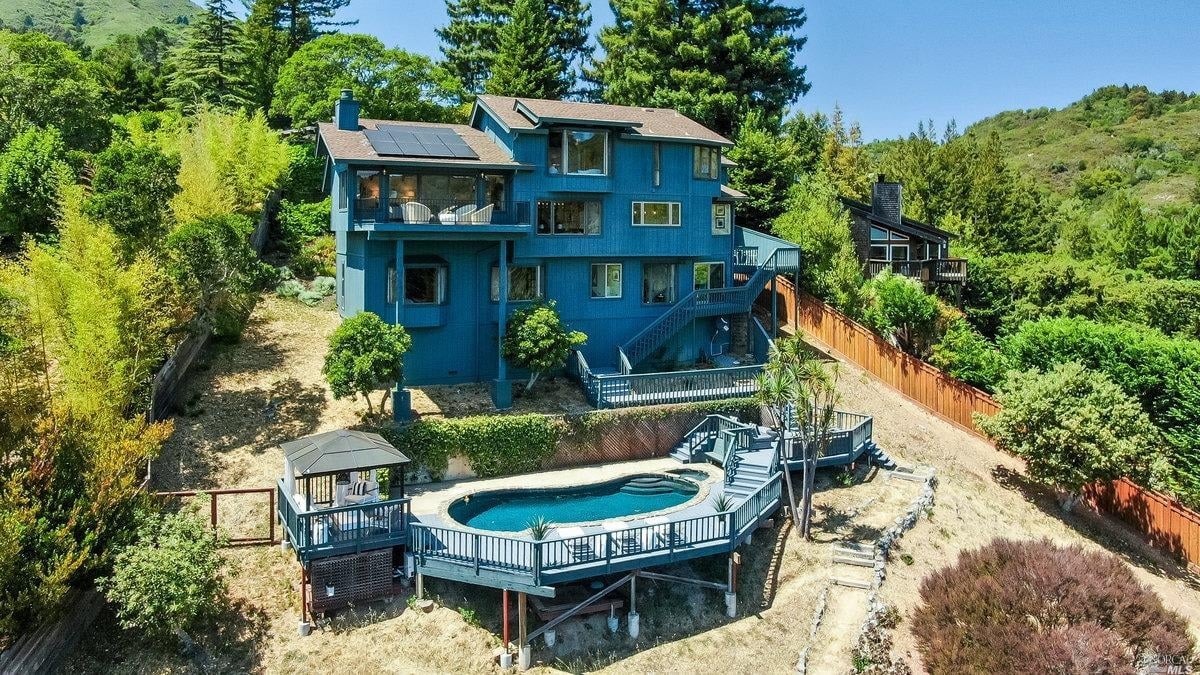 16 Manzanita Pl