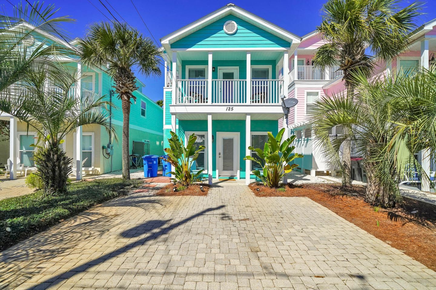125 Rose Ln