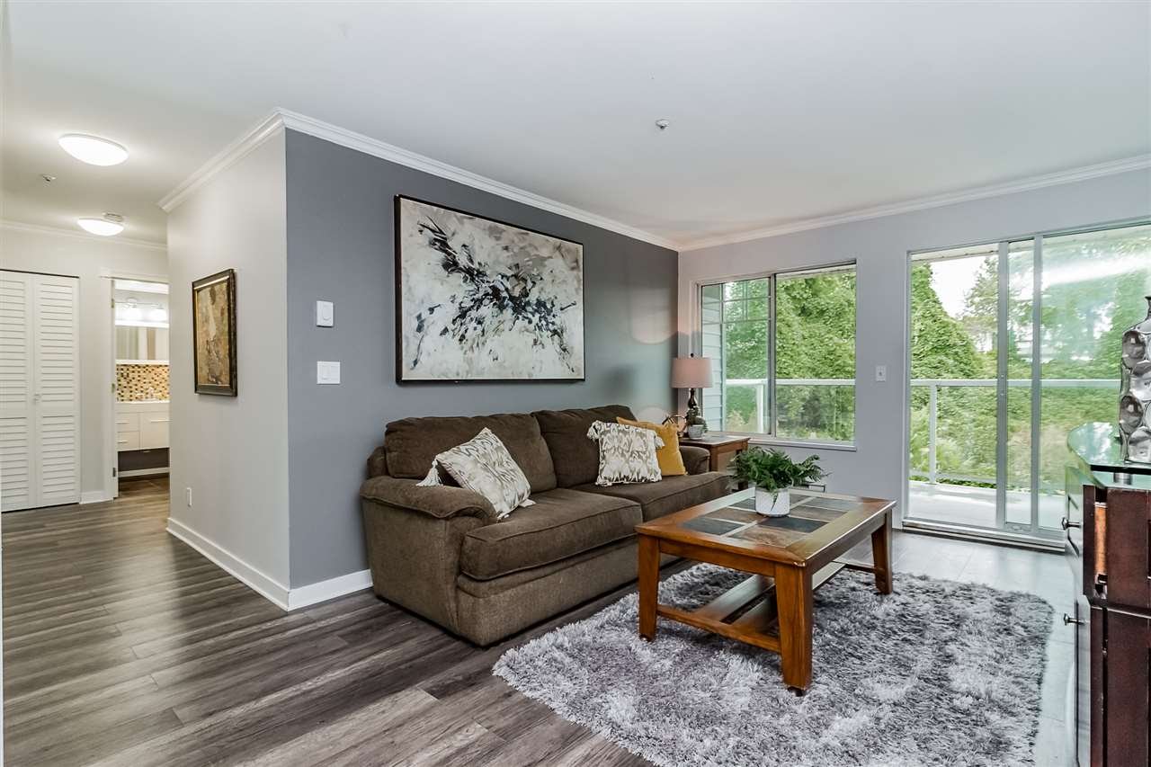 410-11671 Fraser St
