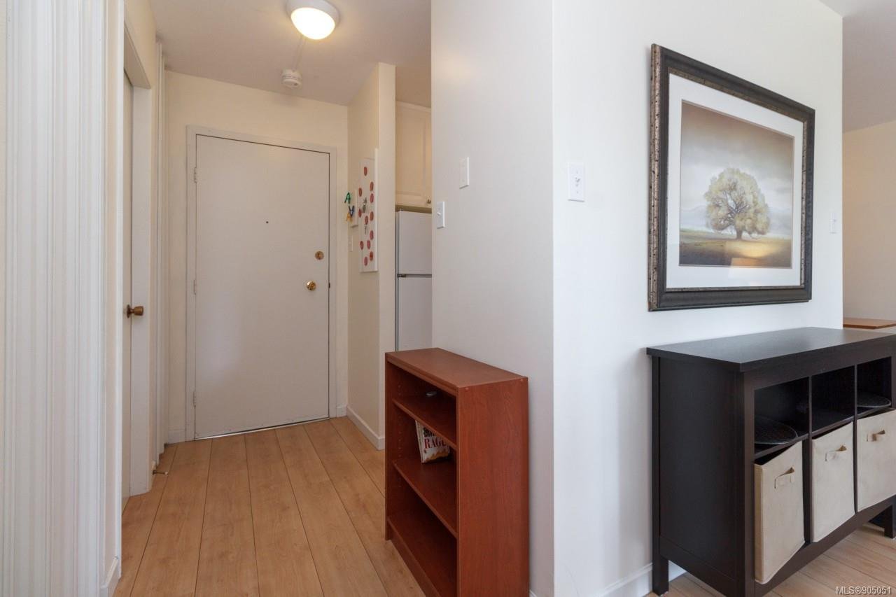 309-647 Michigan St