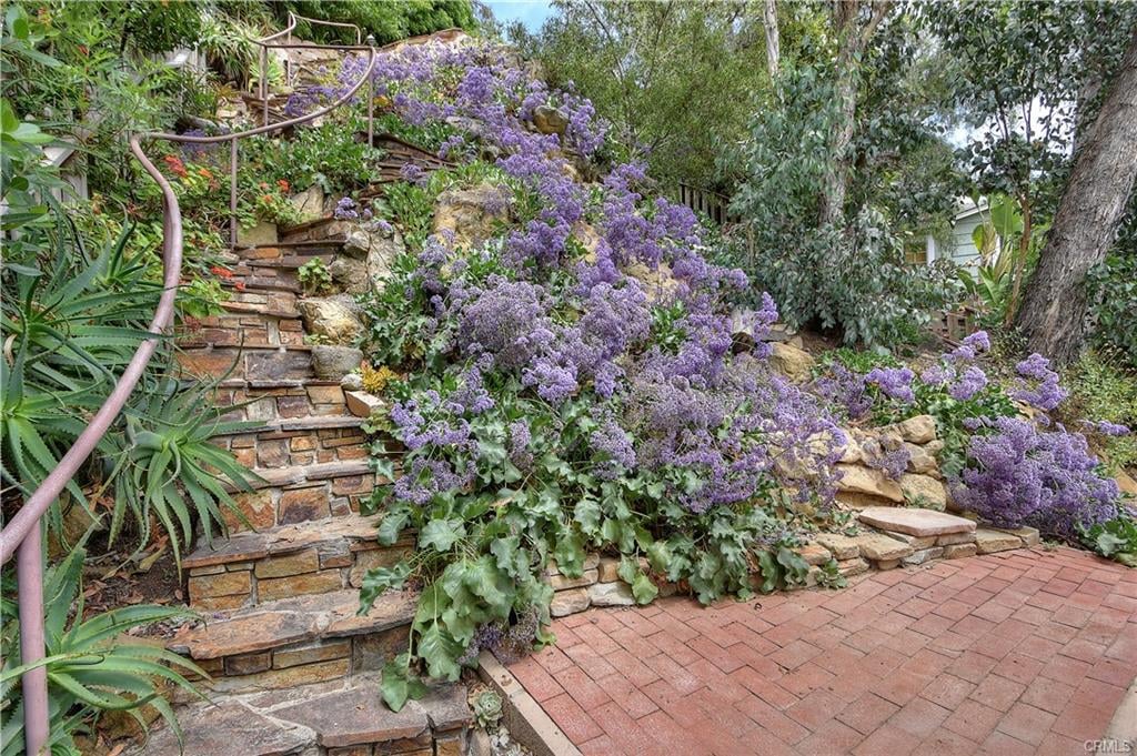 190 Canyon Acres Drive
