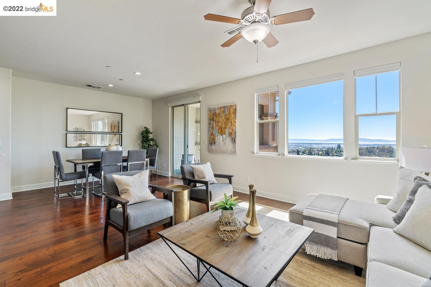 6517 Bayview Dr, Oakland, CA 94605