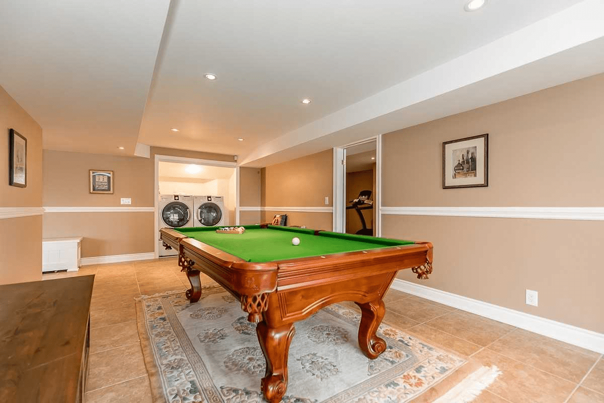 159 Ivy Jay Cres N