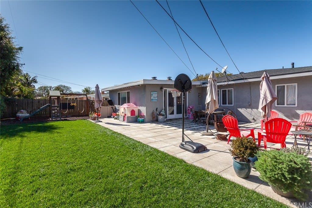 1375 Shannon Lane