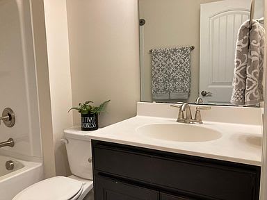 4008 Reedybrook Crossing