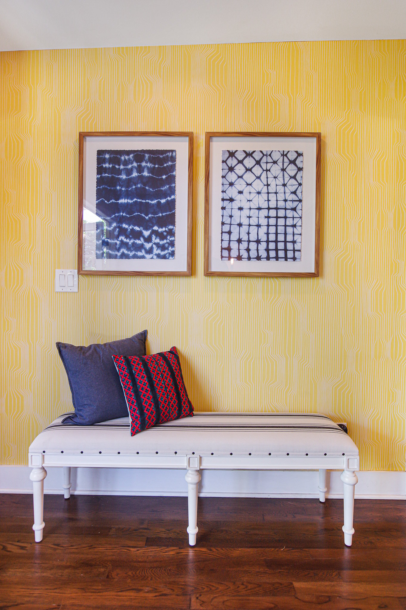 BEAUTIFUL & BRIGHT circa-1920's Craftsman "Cal-Bungalow" Home in Larchmont Village.