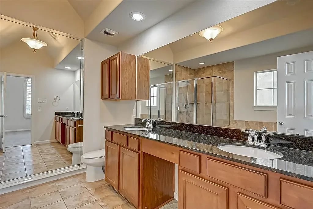 3216 Clearview Cir