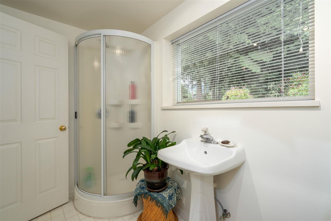 4116 Grace Cres