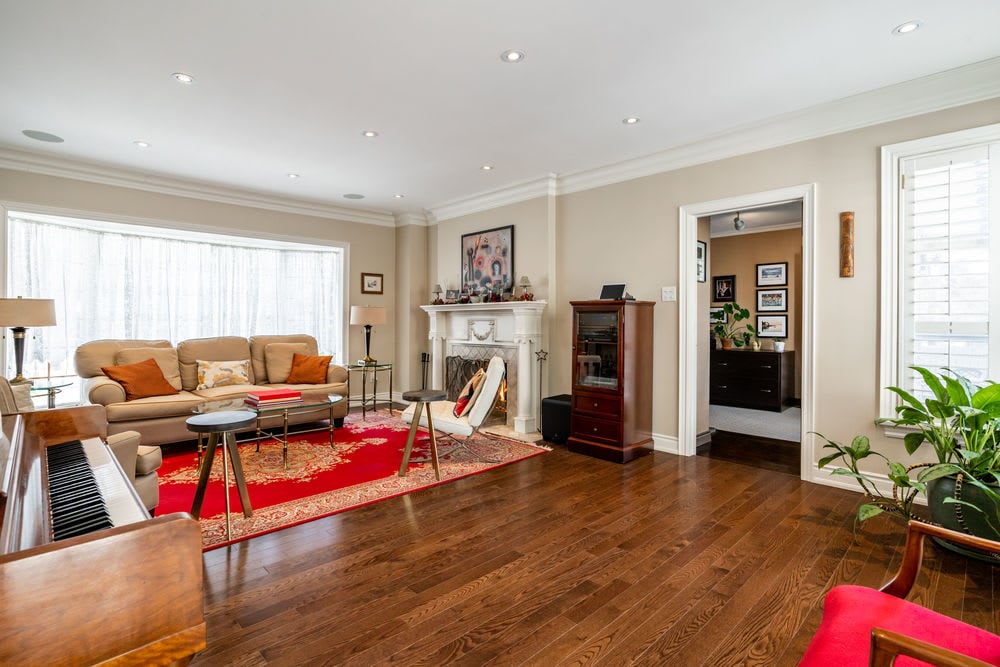 1270 Birchview Drive