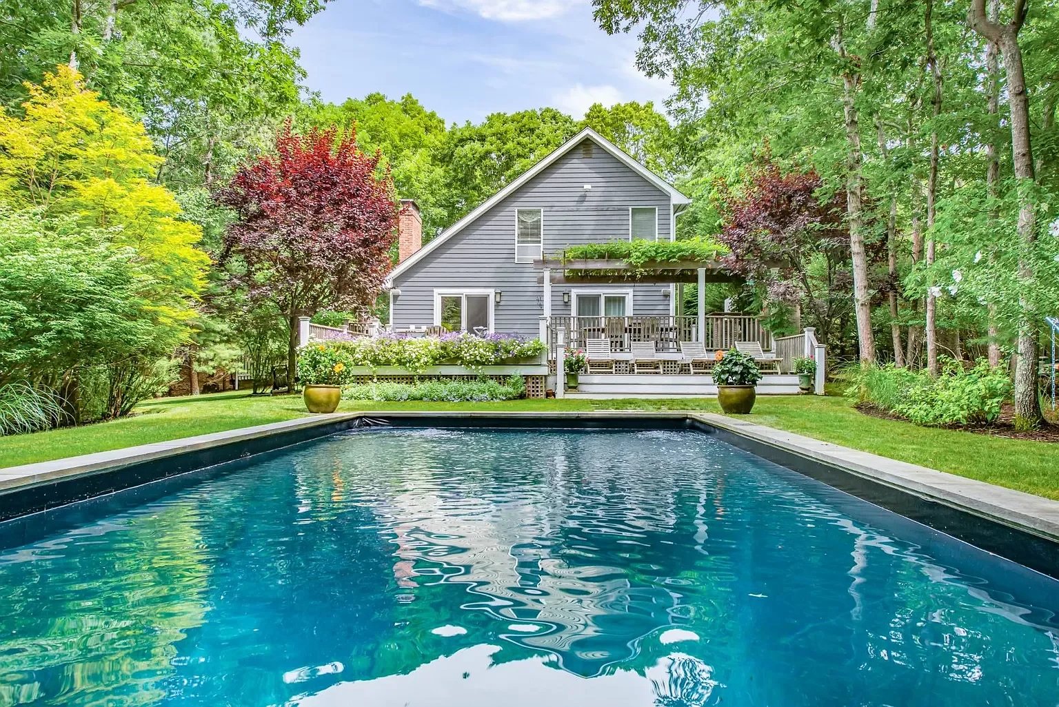 14 Country Ln