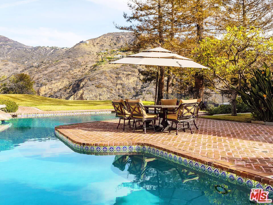 22251 Carbon Mesa Road