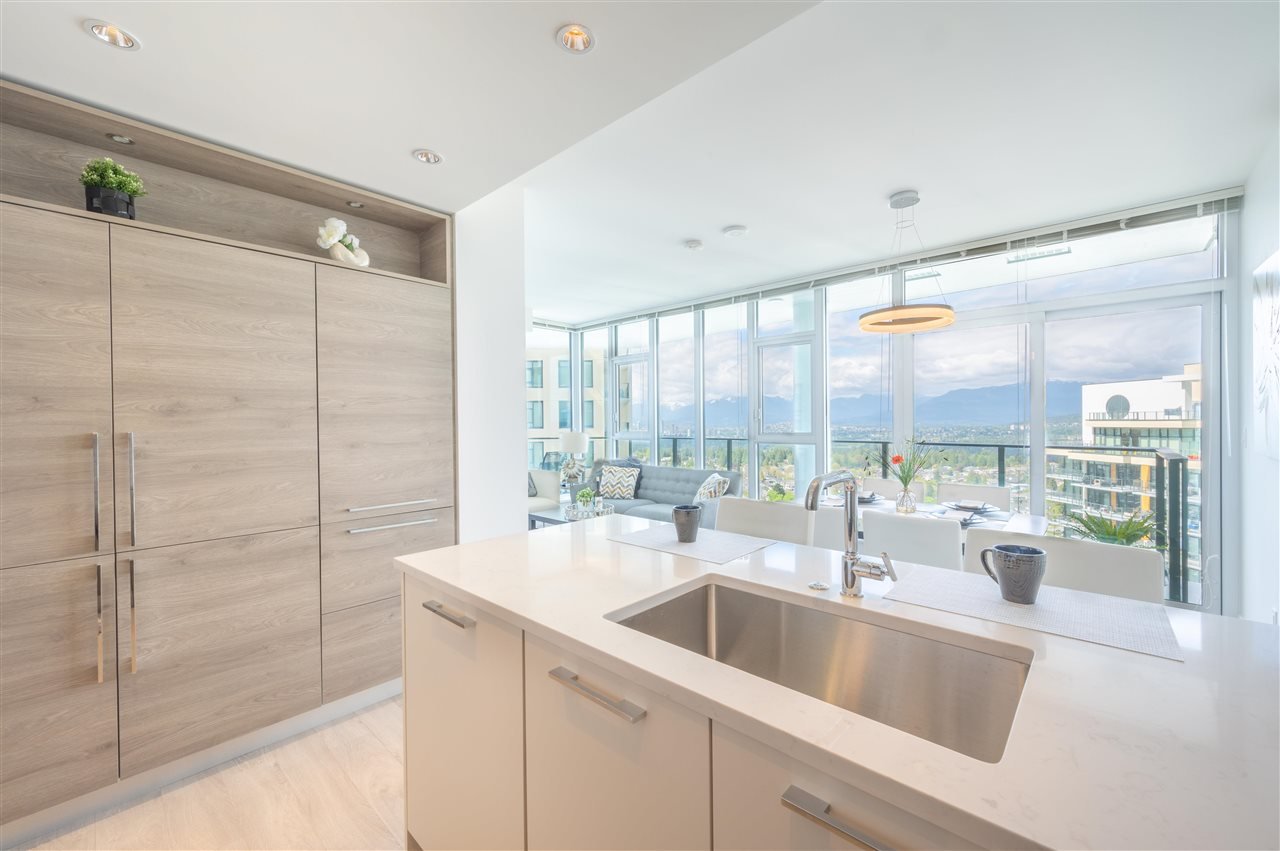 3002-7388 Kingsway Wy