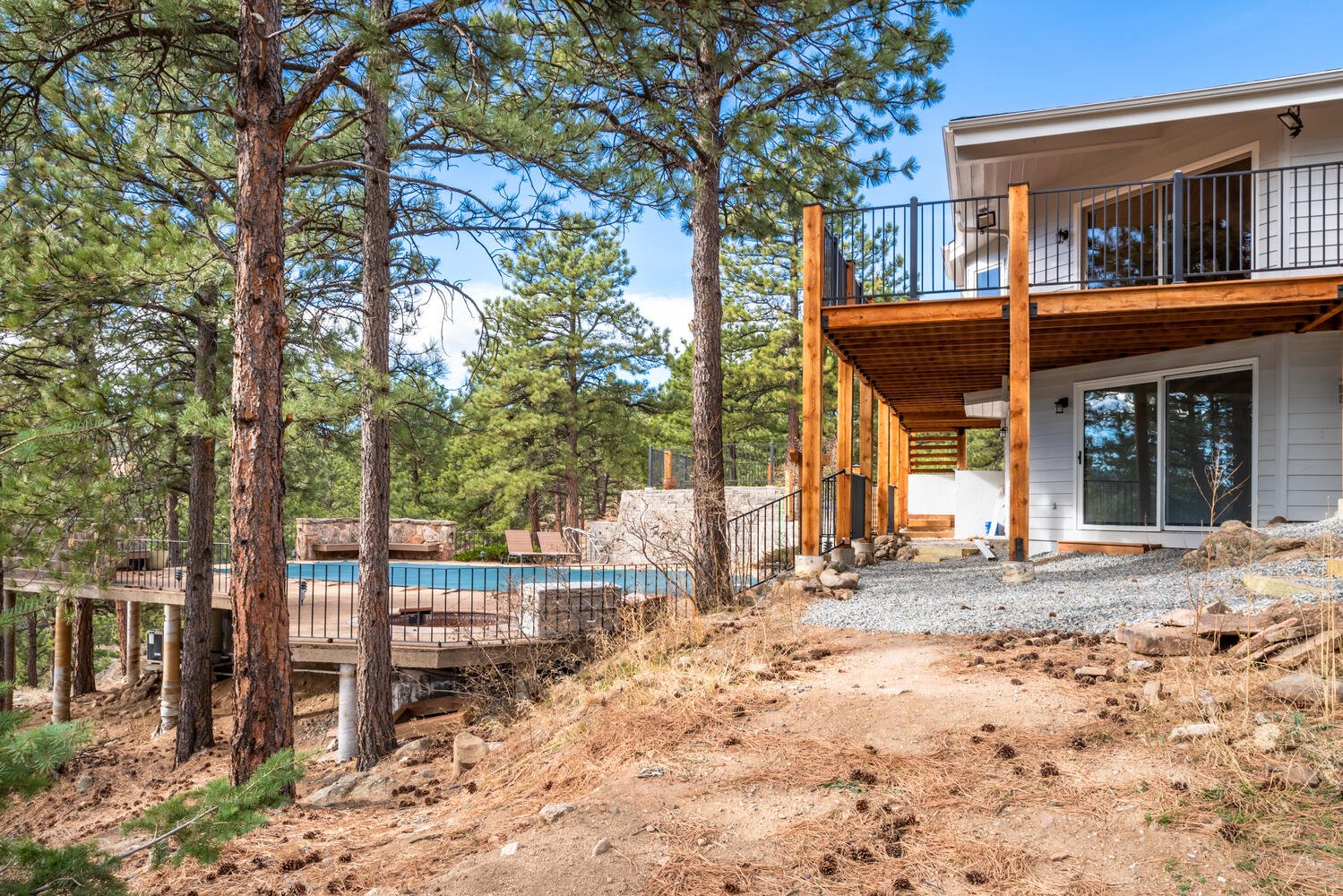 4300 Sunshine Canyon Dr