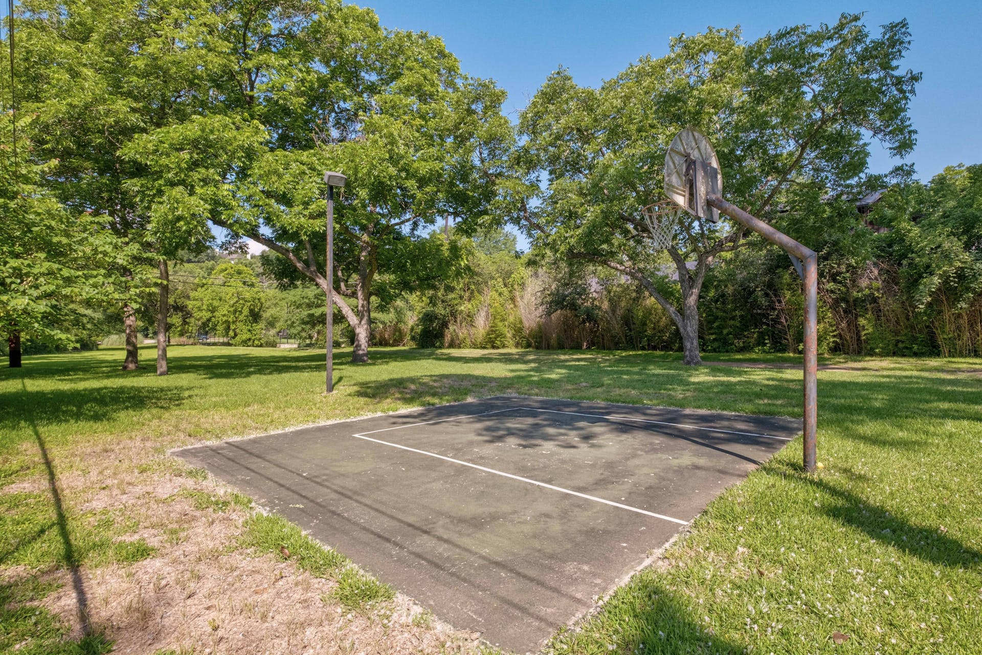 1500 Rockcliff Road