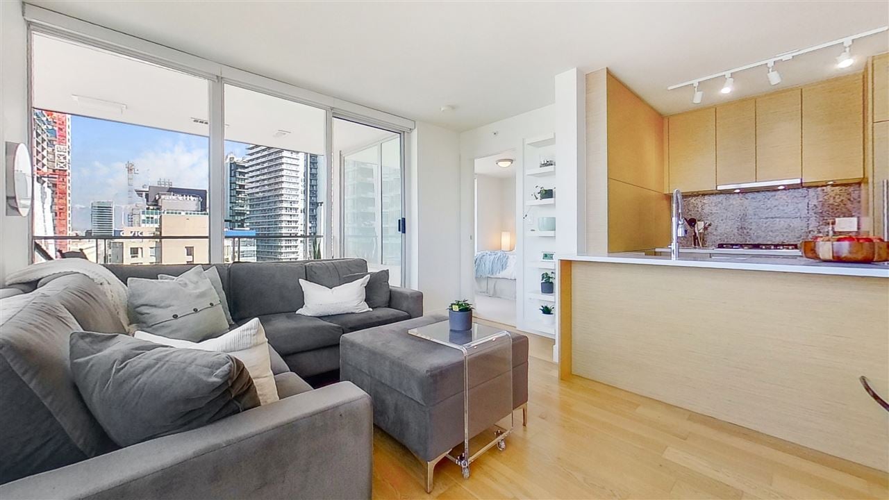 1705-565 Smithe Street, Vancouver