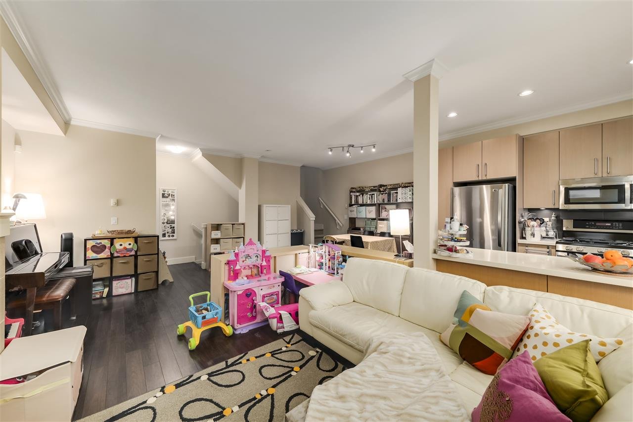 21-10711 No. 5 Rd