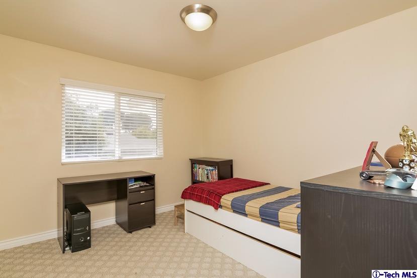247 Crystal Ln