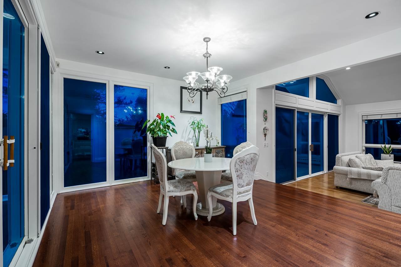 305 Stevens Dr