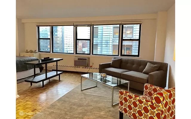 145 East 15th Street Unit: 7E