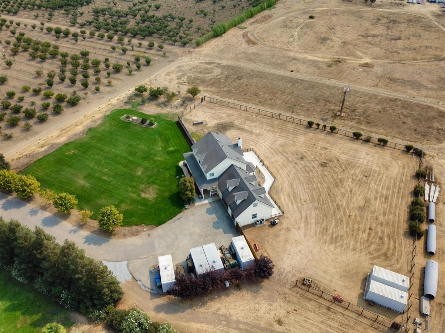 2760 Leavesley RD