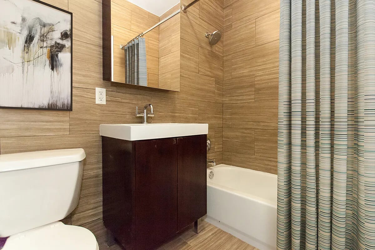 135-141 William Street, Apt 4A
