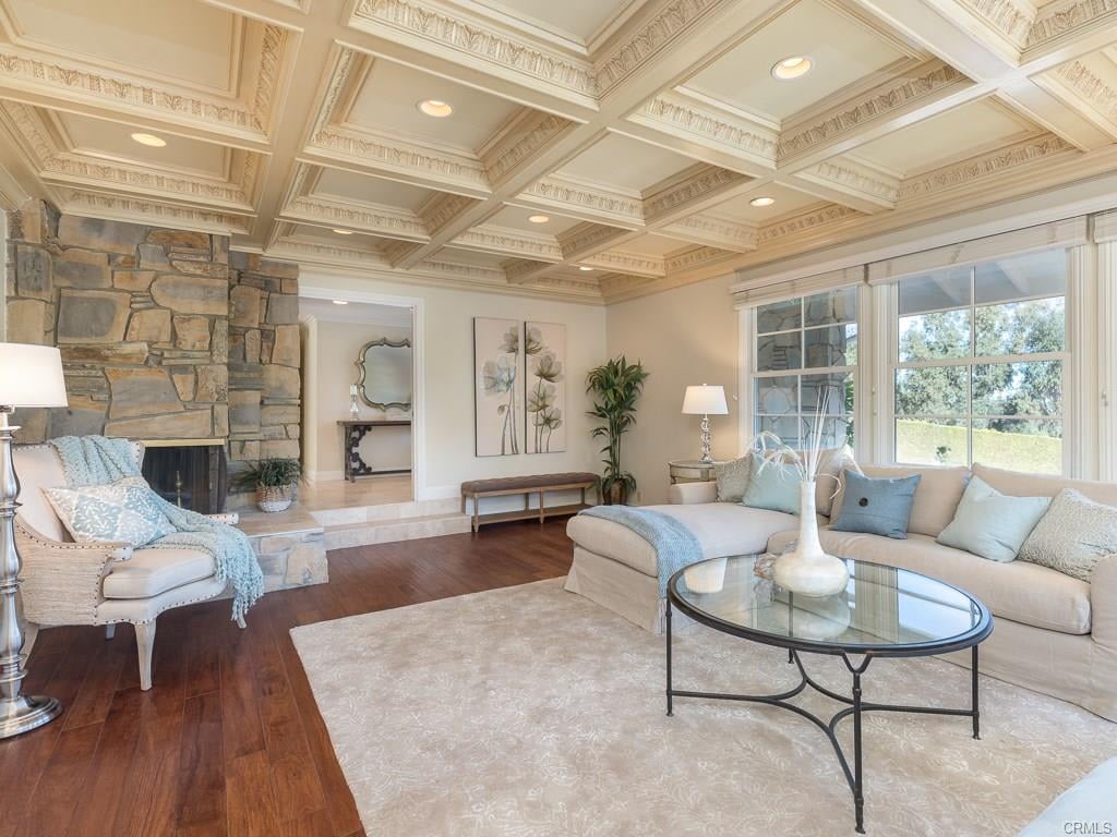 2680 Palos Verdes Dr N