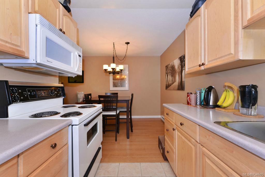 312-2520 Wark St