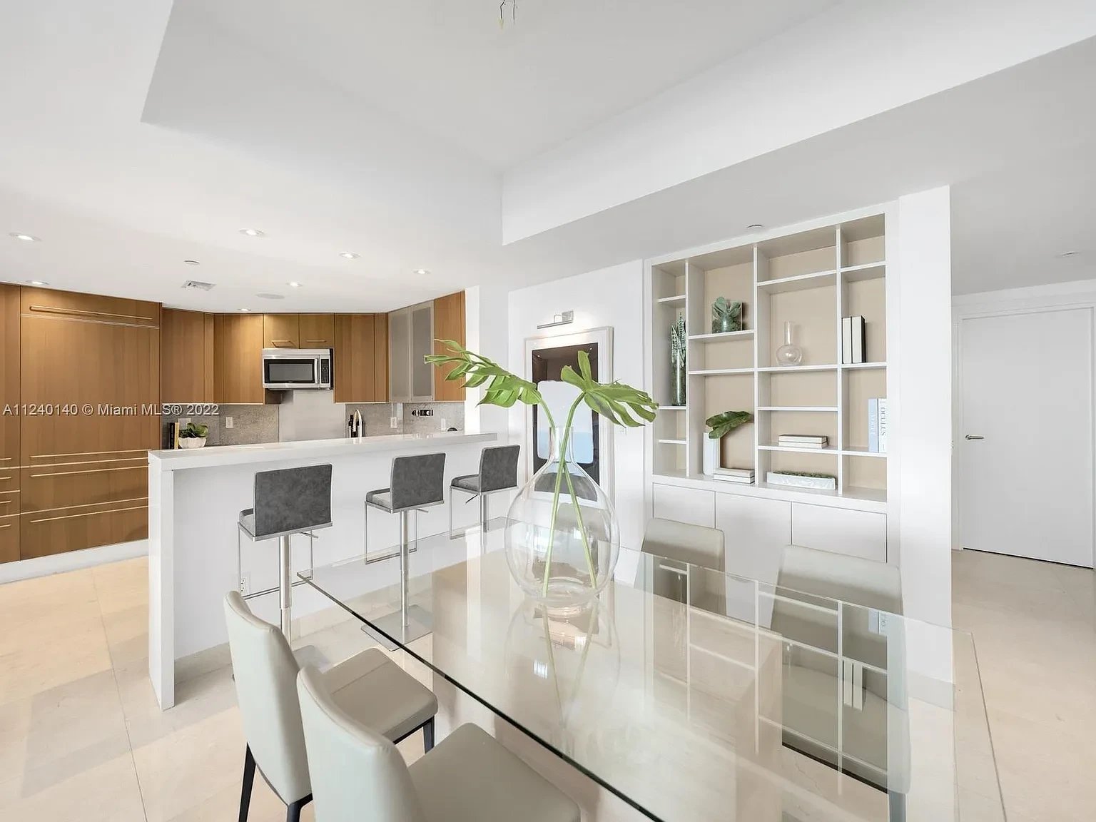 2627 S Bayshore Dr APT 1205