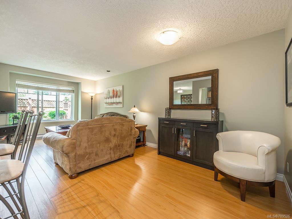 112-724 Larkhall Rd