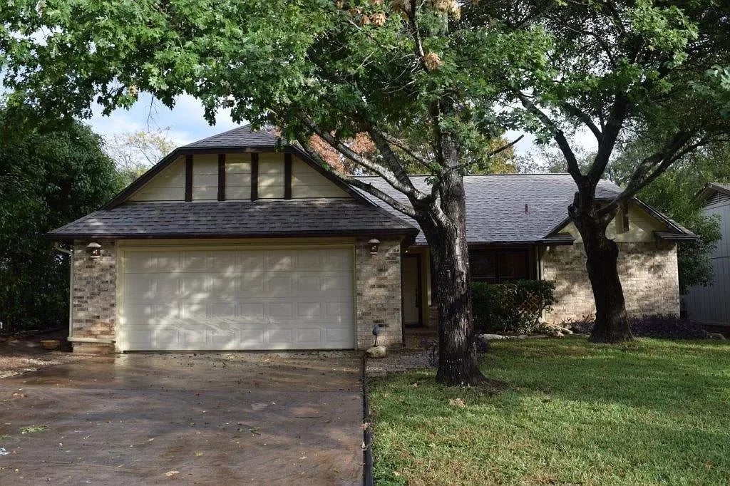 12701 Europa Ln